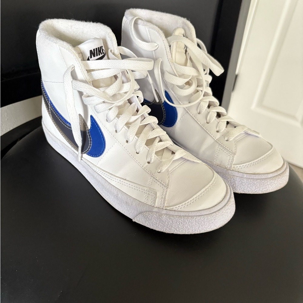 Nike White Athletic Shoes